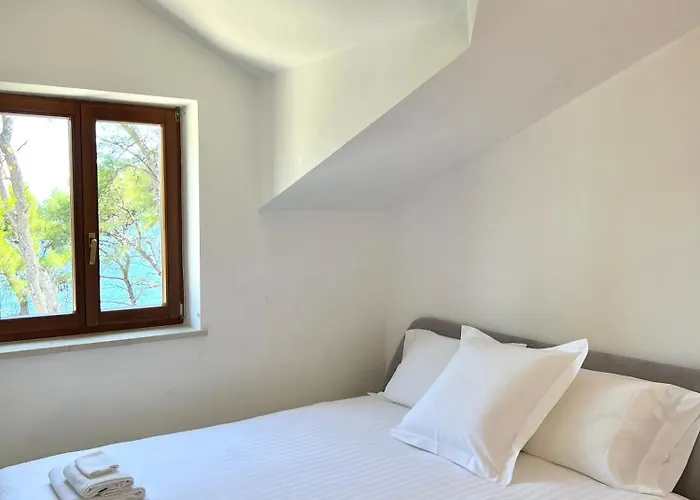 Вилла Dinka Seaside - Hvar Island *