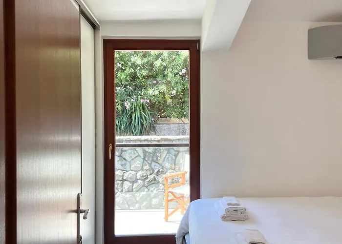 Dinka Seaside - Hvar Island Елса