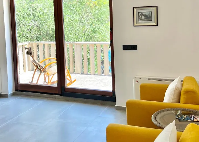 Dinka Seaside - Hvar Island